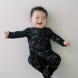Kyte Baby Printed Zippered Romper in Midnight Constellation