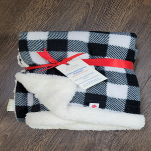 cosy care fleece/sherpa stroller blanket - black/white check