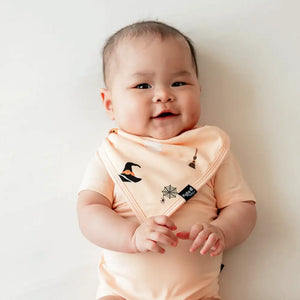 Kyte Baby Bib in Bewitched