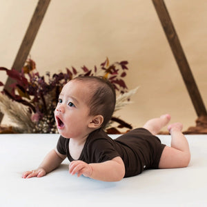 Kyte Baby Short Sleeve Bodysuit in Espresso