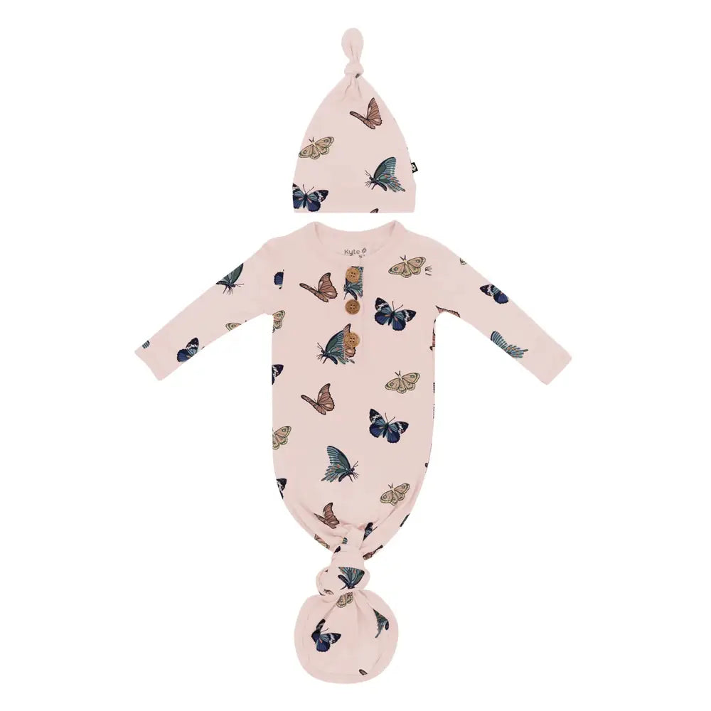 Kyte Baby Printed Knotted Gown with Hat Set in Blush Butterfly