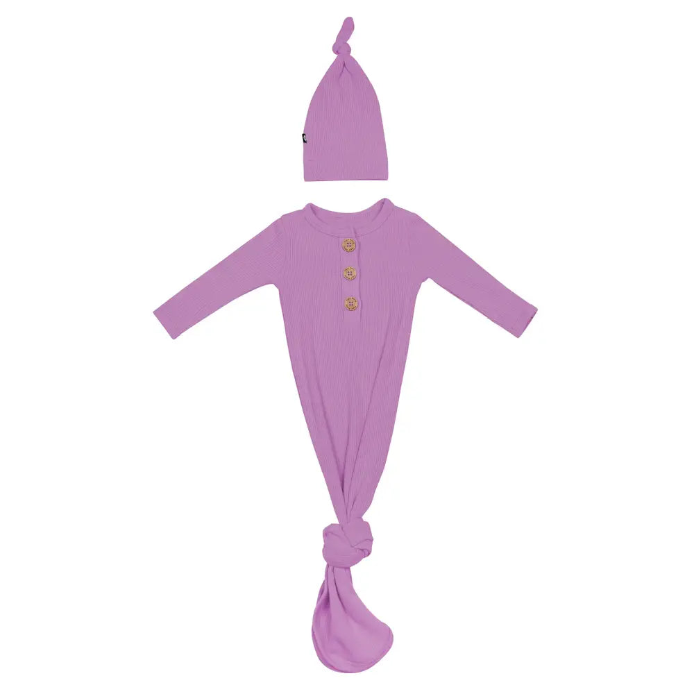 Kyte Baby Ribbed Knotted Gown with Hat Set in Poi