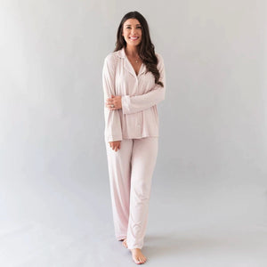 Kyte Baby Long Sleeved Women's Pajama Set in Blush with Cloud Trim