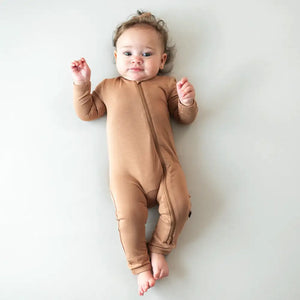 Kyte Baby Zippered Romper in Latte