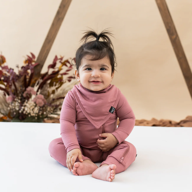 kyte baby bib in dusty rose