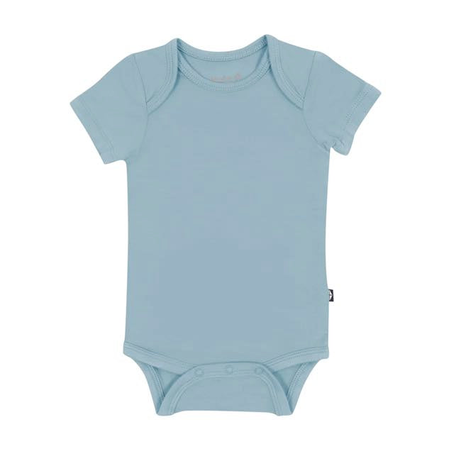 Kyte Baby Short Sleeve Bodysuit in Dusty Blue