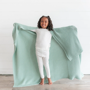 Kyte Baby Chunky Knit Toddler Blanket in Sage