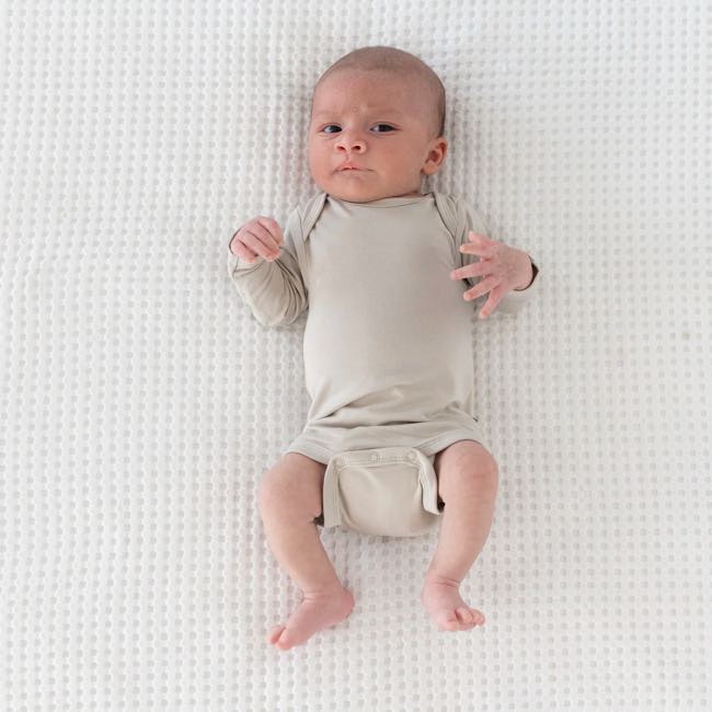 Kyte Baby Long Sleeve Bodysuit - Oat - Baby Charlotte Canada