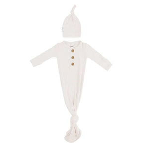 Kyte Baby Ribbed Knotted Gown with Hat Set in Oat