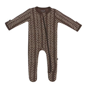 Kyte Baby infant zippered footie with Herringbone print in cloud on a Espresso brown ground. Zipper down front and one leg with protective zip guard at neck. Solid Espresso brown trim at collar and sleeve cuffs. Espresso Herringbone is a simple, all-over print featuring rows of white diagonal lines in alternating directions over a dark ash brown background color called Espresso.