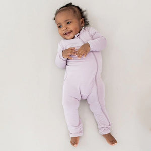 Kyte Baby Zippered Romper in Wisteria