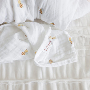 Lulujo Cotton Muslin Swaddle - Bees