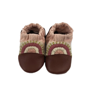 Nooks Designs Peggy's Cove Canvas Shoe