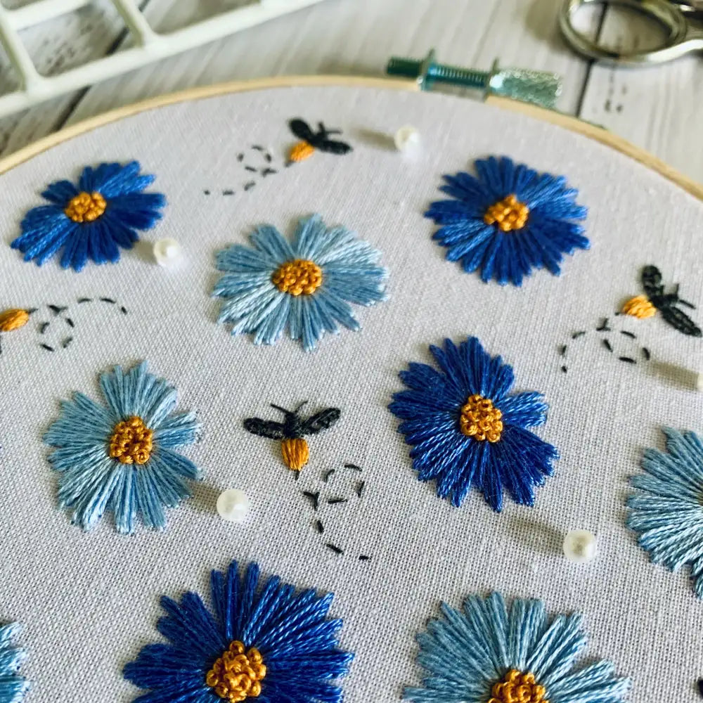 Rose Stitch Art Embroidery Kit - Flowers and Bees