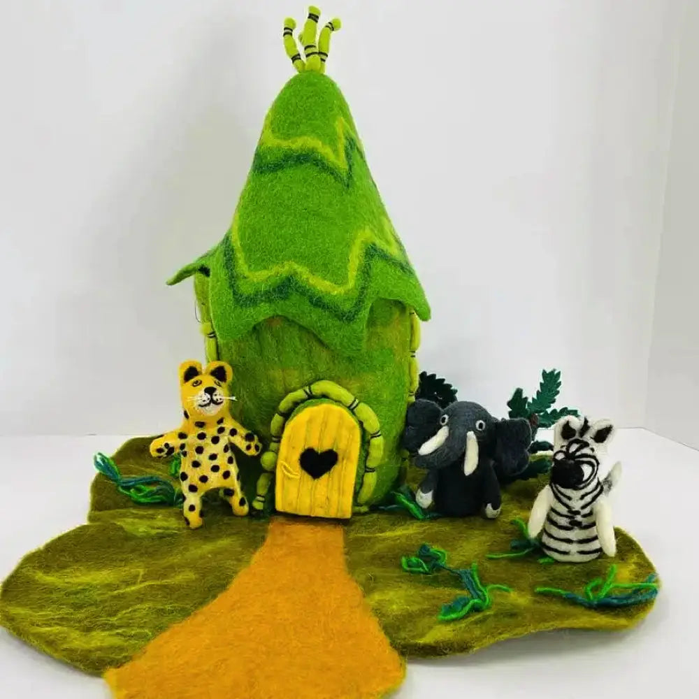 The Winding Road Playhouse - Jungle Hut