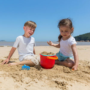 Hape Toys Beach Basics Set