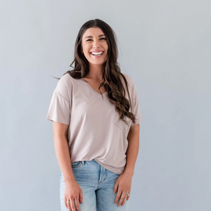 Kyte Mama Relaxed Fit V-Neck in Sunset